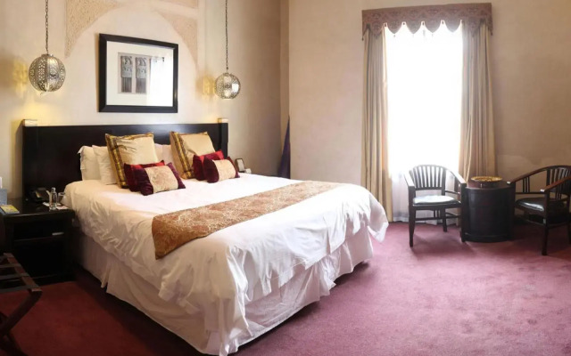 Royal Elephant Hotel & Conference Centre