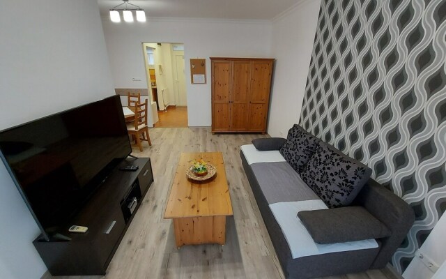 Gréta Wellness Apartmanok