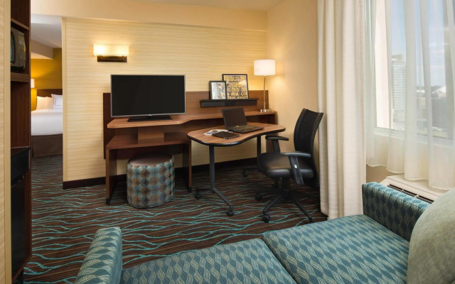 Fairfield Inn & Suites by Marriott Calgary Downtown
