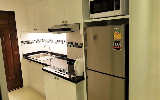 11th Floor Studio at View Talay 1