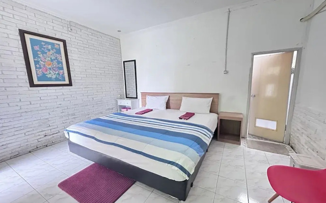 Carla Garden Villa