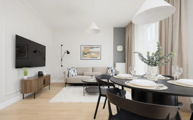 Apartment With Sauna by Renters Prestige