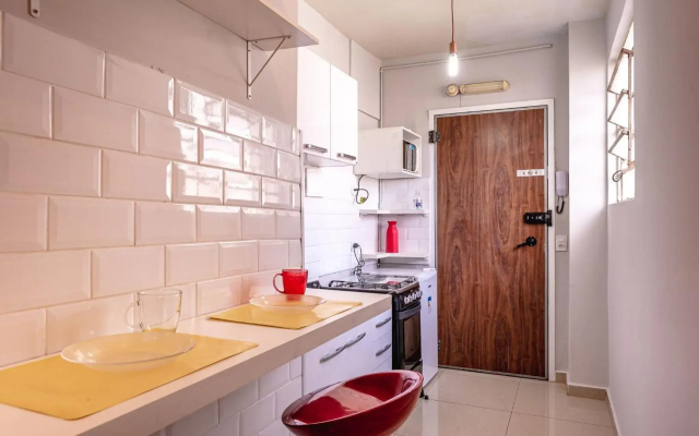 Studio 17Âº andar â€“ Excelente wifi + MetrÃ´ ao lado — เซาเปาลู