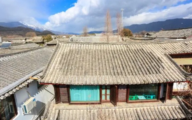 Lijiang Wu Courtyard Gardens Resort