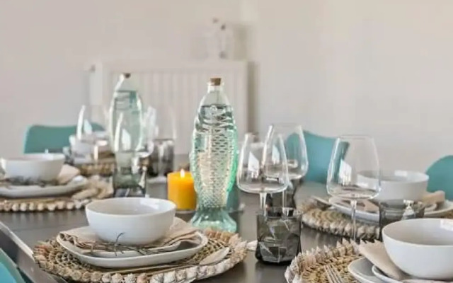 New Apartment Near the Beach With Stunning Seaview