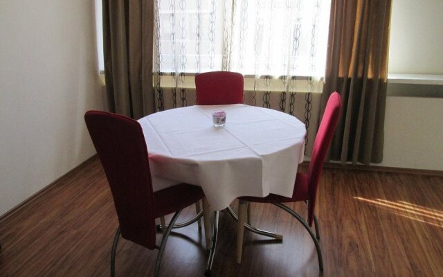 Tea Vienna City Hotel 