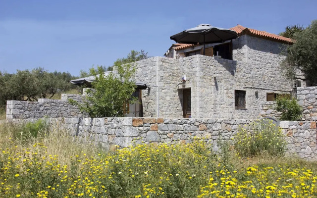 Mani-leonidashouses