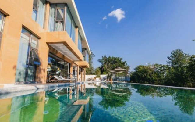 Xishuangbanna Jinghong No.1 Mansion (Splashing Square)