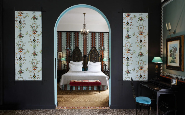 Saint James Paris - Relais & Chateaux