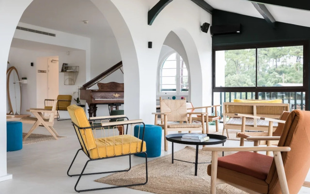 Les Hortensias Du Lac - Fontenille Collection