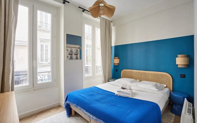 Superb Duplex Apartment Center of Paris