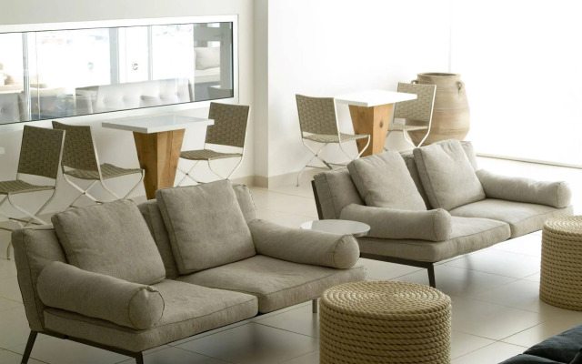 Napa Mermaid Hotel & Suites