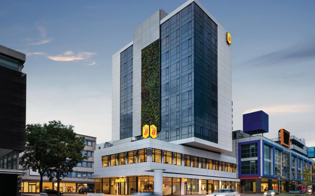Super 8 by Wyndham Koblenz