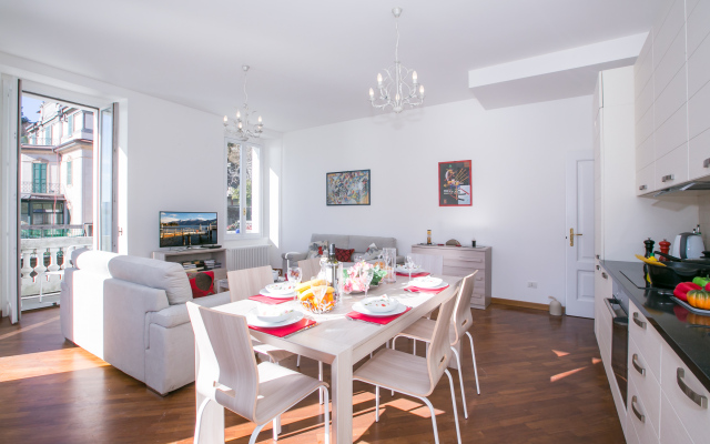 Villa Larius Balcone