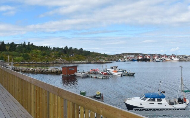 6 Person Holiday Home in Dyrvik