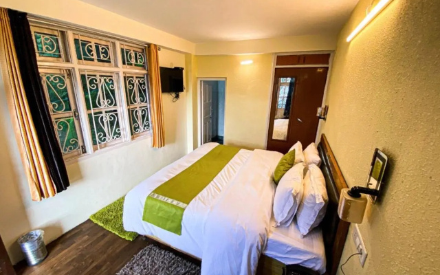 Jakhu Vibes | Valley-View Rooms