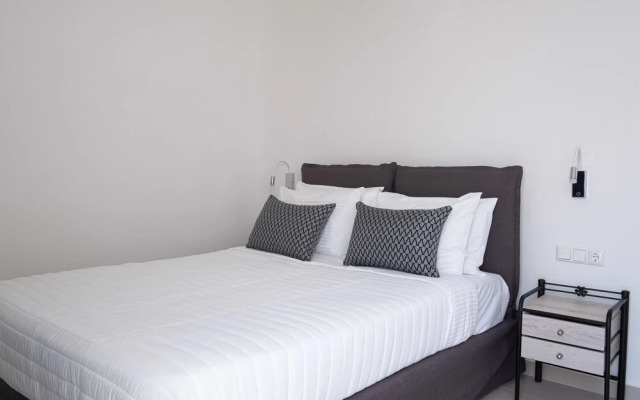 Santoterra Antigua Suites