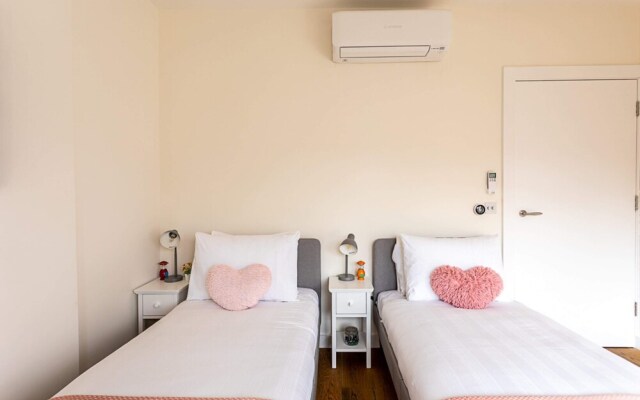 Amazing 2 bed Maida Vale Apartment w/ Patio