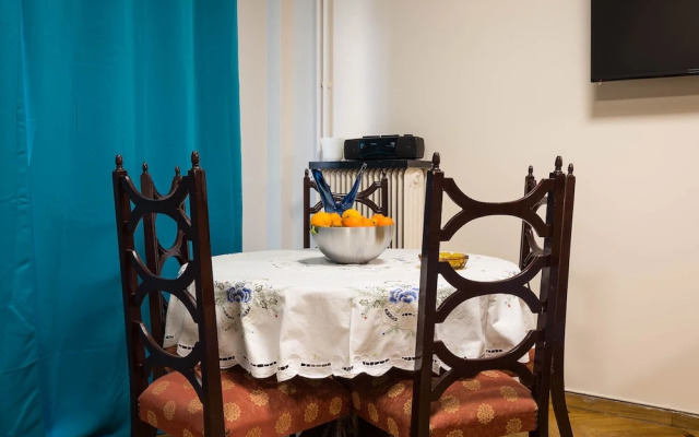 Three Bedrooms Apartment Under Acropolis