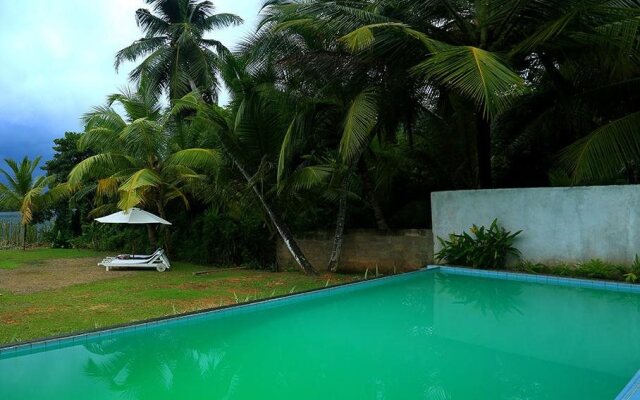 Blue Mangrove Villa