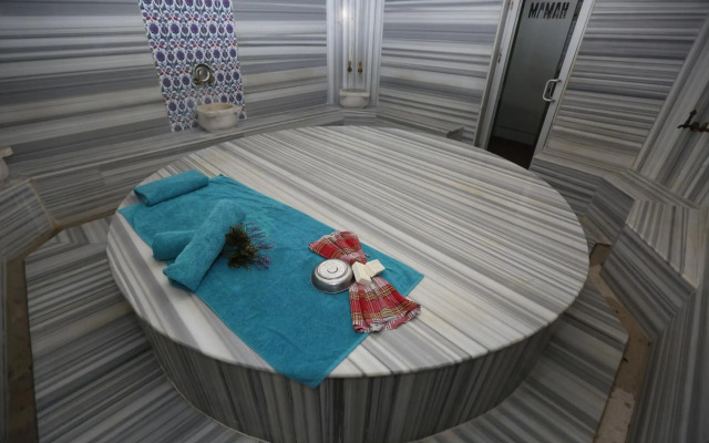 Kristal Beach Hotel