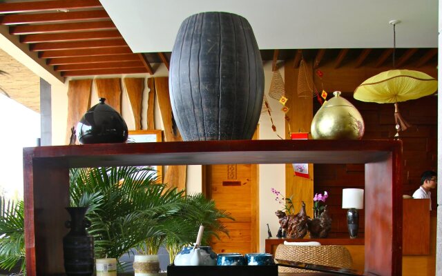 Aroma Beach Resort & Spa