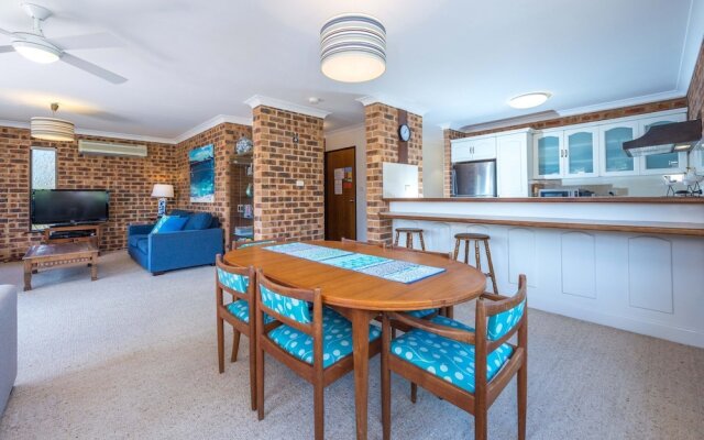 Columbia Close 2/9 - Nelson Bay