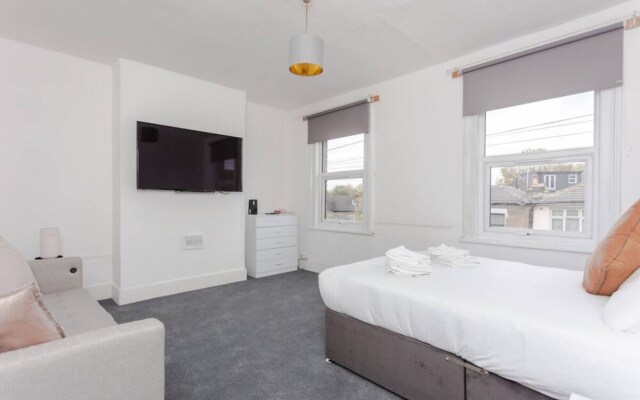 Quiet 2 Bedroom Flat in Peckham Rye
