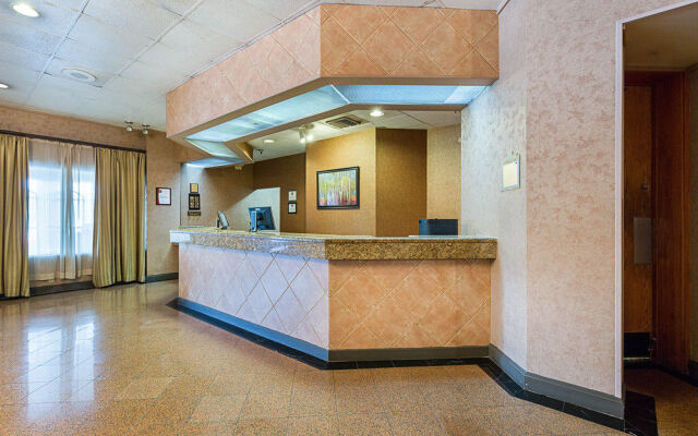 Holiday Inn Houston- I-10 E (Channelview) Hotel