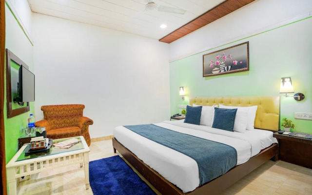 Treebo Trend Hotel Seven