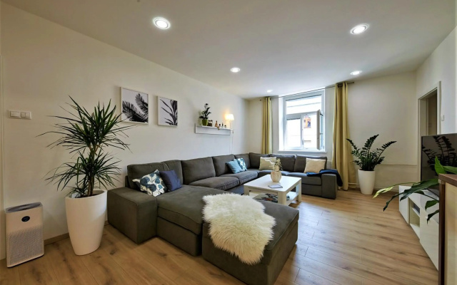 Le Monde Apartment Bratislava - amazing 5BDR in downtown