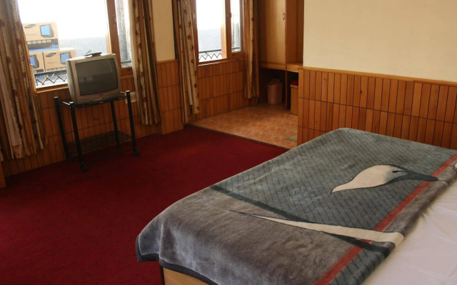 Hotel New Adarsh