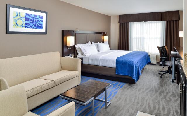 Holiday Inn Express St. Louis West - O'Fallon, an IHG Hotel