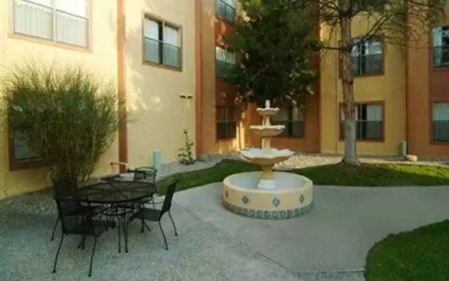 Pan American Inn & Suites