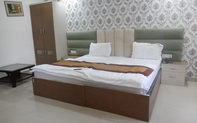 OYO 7845 Hotel Orchid Garden