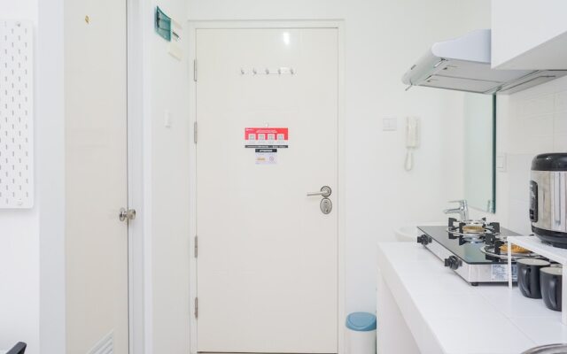 Beautiful and Comfy Studio at Silk Town Apartment