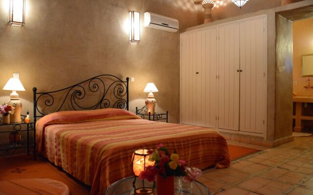 Riad Ain Khadra Khadra