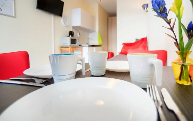 Midtown Hotel Triple Room