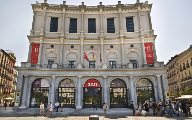 Hotel Preciados