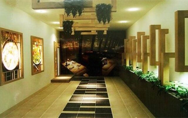 Saigon Royal Hotel