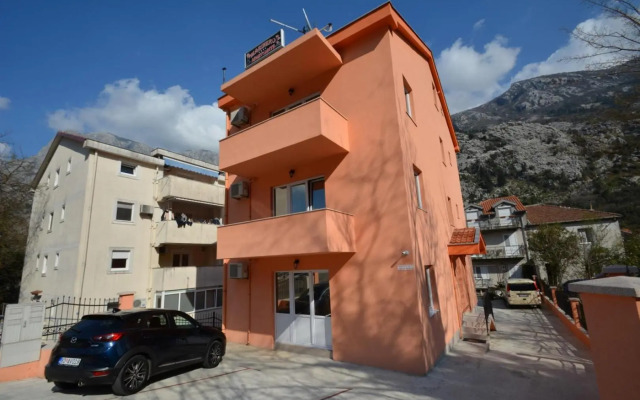 Apartments Marinero