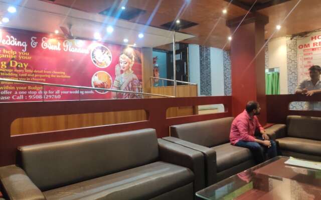 Hotel Om Regency