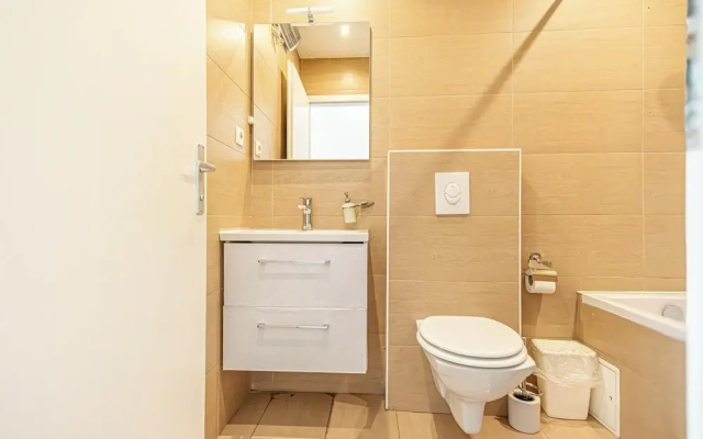 Affordable Stay Near Wiener Stadthalle