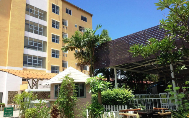 Yanadin Serviced Apartment