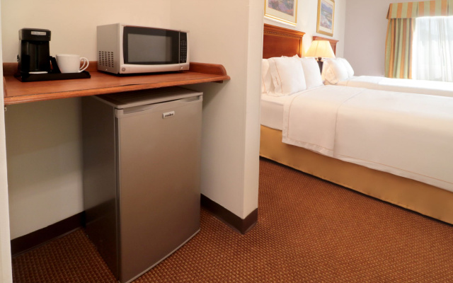 Holiday Inn Express Piedras Negras by IHG