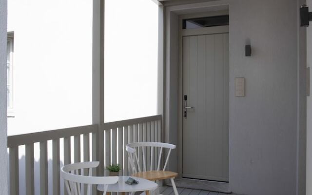 l anima boutique suites
