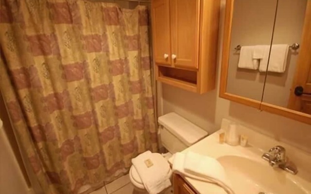 Ridgecrest Condominiums by Pioneer Ridge Management