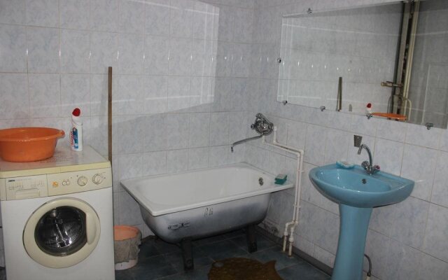 Hostel Triada