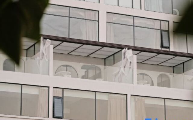 Z-Jimo E-sports Hotel (Qingyuan City Government Shunying Times Square)