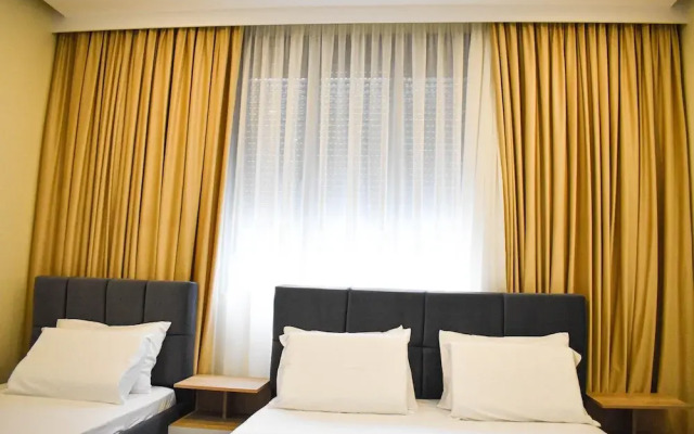 Hotel Delmar
